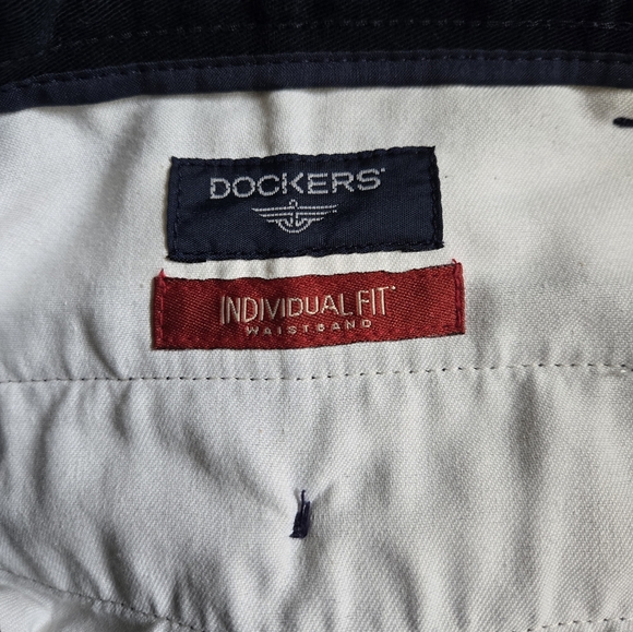 Dockers 100% cotton pants - Picture 3 of 5